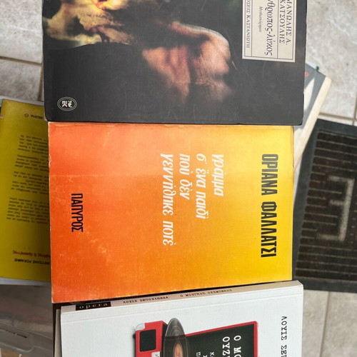Collection of 109 books like new, Greek and foreign