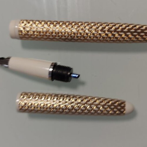 Shefer Lady vintage pen with gold details