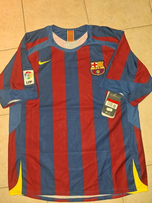Barcelona 2005-2006 Home Kit authentic, new, collectible, Large
