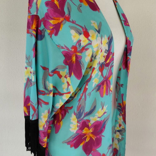 Kimono like new, colorful, size M