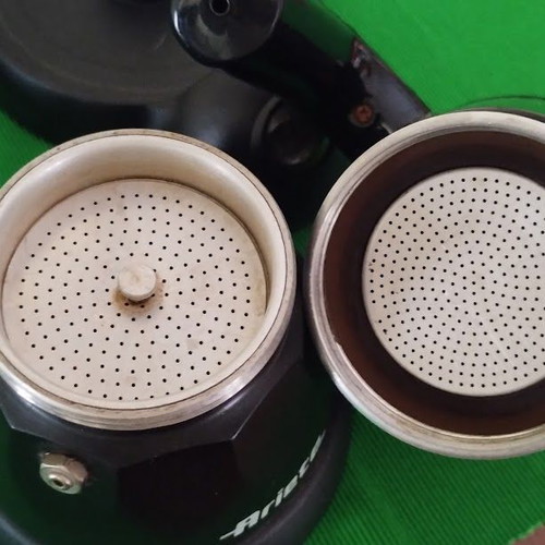 Ariete Moka Aroma Coffee Maker like new with Dudson cup and accessories