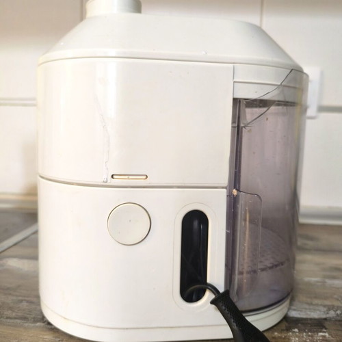 Braun juicer used with minor external damage