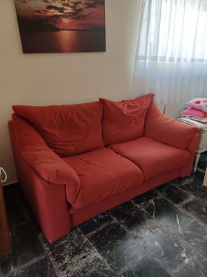 Κόκκινοι διθέσιοι καναπέδες μεταχειρισμένοι, σετ 2 τεμαχίων