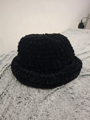 Knitted hat used, vintage, black, one size