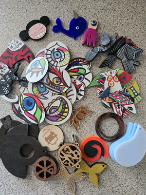 Craft supplies like new in various designs and sizes