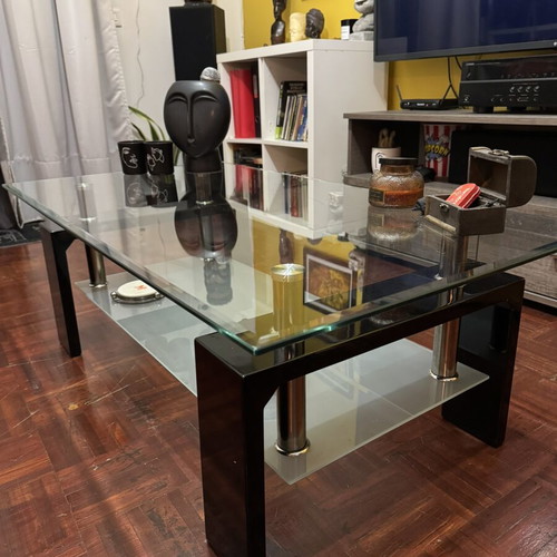 Coffee table, sturdy construction