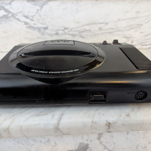 SEGA Mega Drive 1 PAL French RGB model with Region Free & 60Hz Mod
