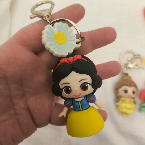 Disney Princess Keychains new, set of 5 with Cinderella and Ariel