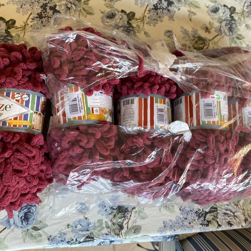 Alize knitting yarn pack of 5, new, color no. 145