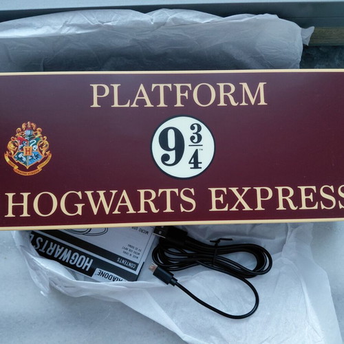 Harry Potter Platform 9 3/4 Hogwarts Express LED Light new