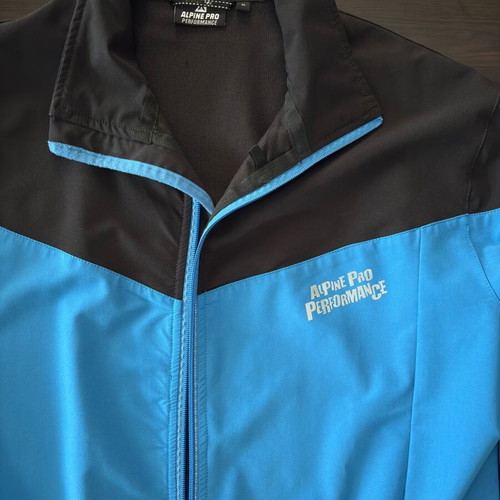 Alpine Pro jacket like new, windproof soft shell, size M