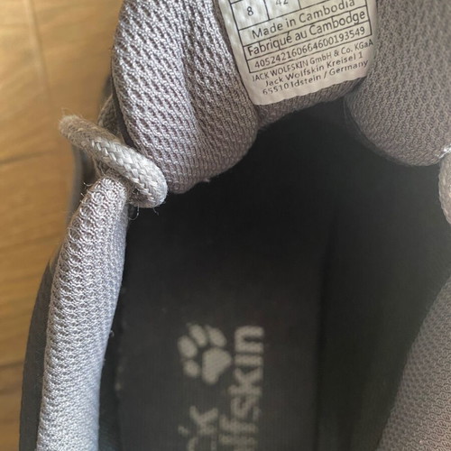 Jack Wolfskin Hiker Low trekking shoes like new, size 42, black and gray