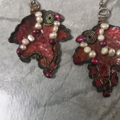 Handmade dangling earrings like new, dark red with pearls