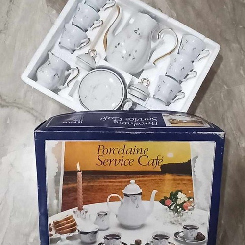 Porcelaine Service Cafe set of 15 pieces new
