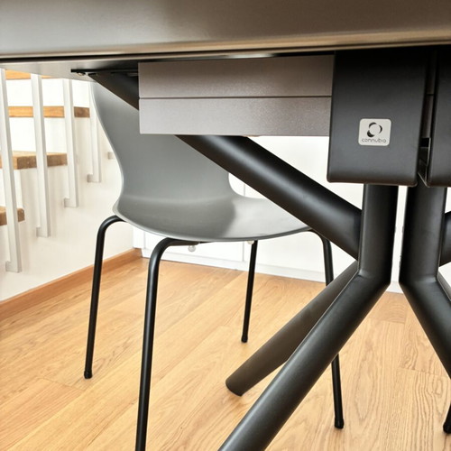 Calligaris Extendable Dining Set with Ceramic Surface and 4 Chairs like new
