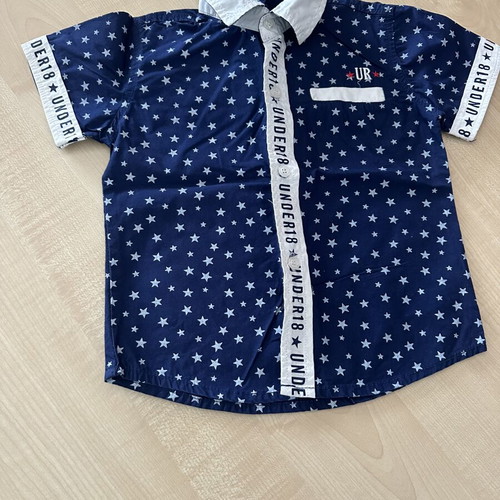 Short-sleeve star print shirt size 4