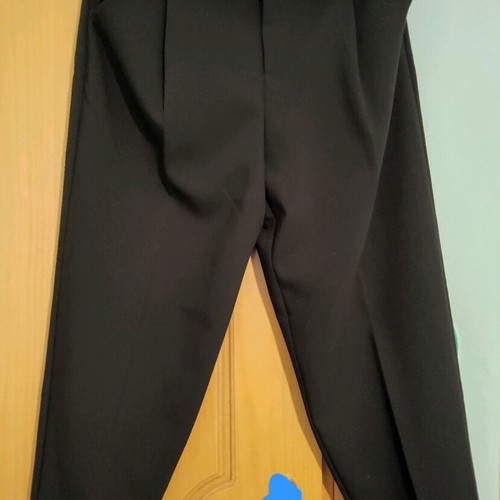 Zara women's pants size M new, black with light brown belt