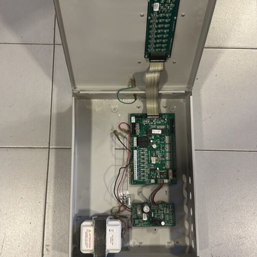 Paradox Matrix 2008 fire alarm panel used, 8-zone conventional technology