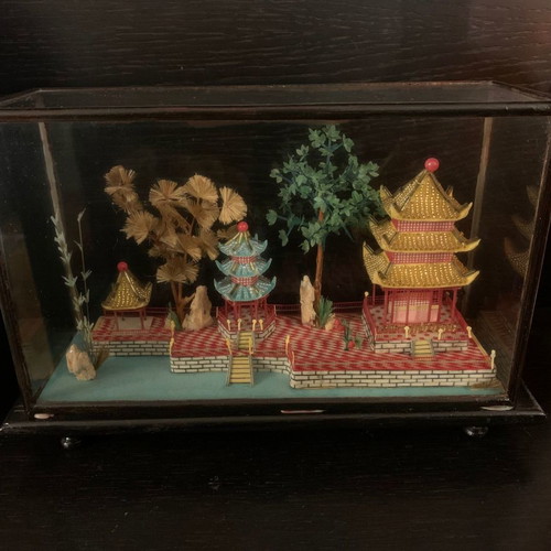 Chinese diorama used with garden and pagoda in wooden case