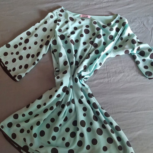 Veraman dress with black polka dots like new