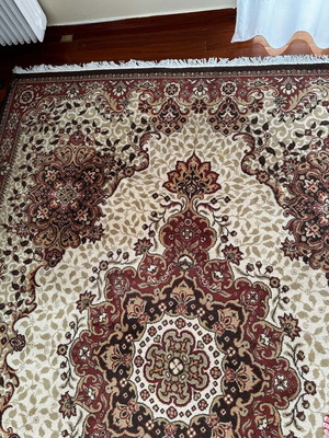Anatolia Wool Rug like new 2.30x3.00 meters