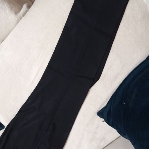 Black fabric pants Lola used, size XS