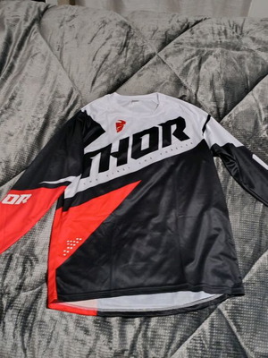 Mx Thor blouse new, medium size, white
