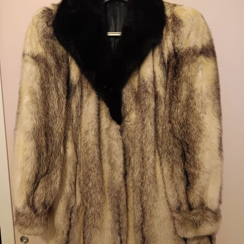 Vintage mink fur like new, beige-cream with black details