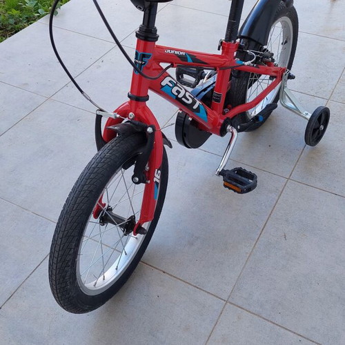 Fast 16 Children's Bicycle used, city type, red, V-Brakes