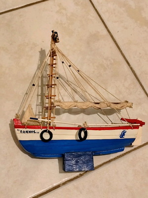 Handmade vintage boat from Limnos 1995 like new
