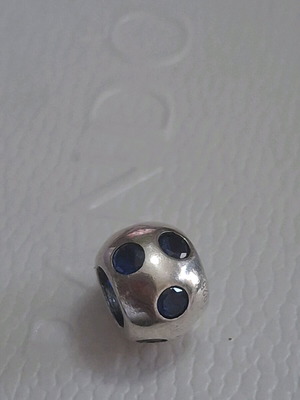 Charm ασημένιο 925 με μπλε ζιργκόν πέτρες σαν καινούργιο