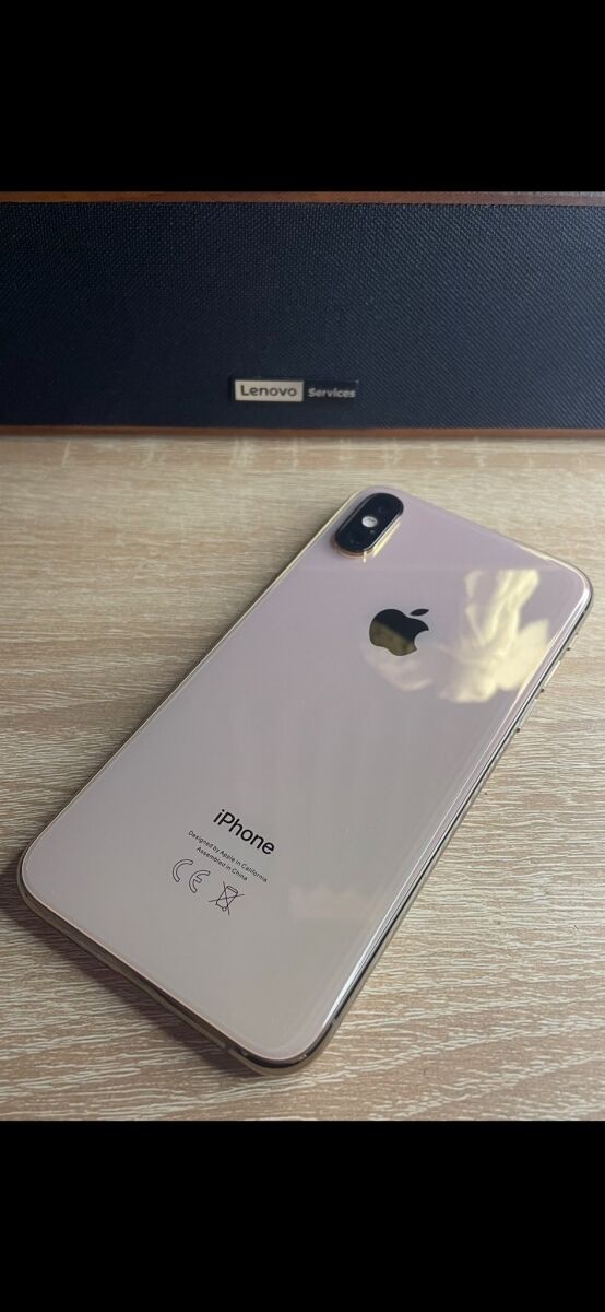 iPhone XS rose gold 256GB like new - € 130,00 - Vendora.cy