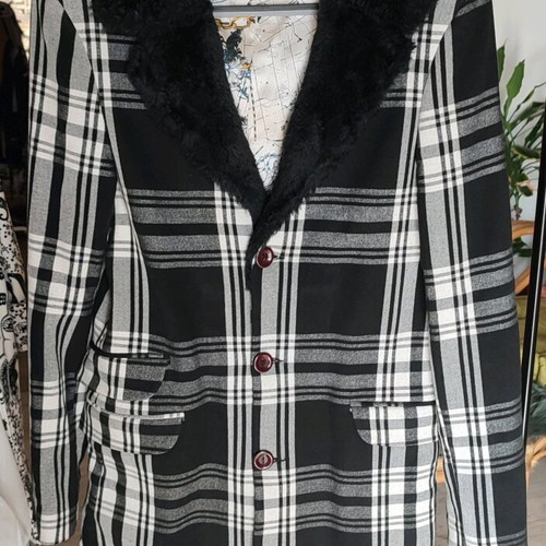 90plusninety women's coat black and white checkered like new with fur