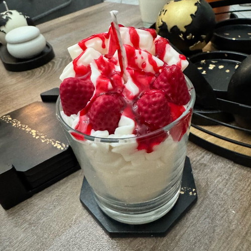 Cheesecake white candle new with Paradoxe scent