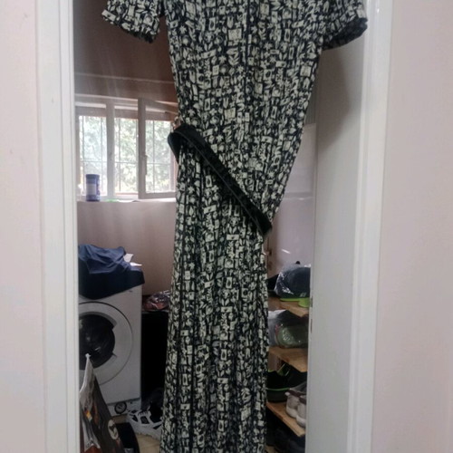 Tailor and dress used, pack of 3 colorful sets