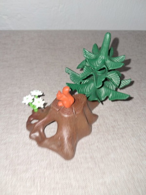Playmobil tree stump with fir and squirrel