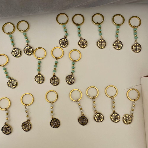 Keychains with Konstantinato and beads, pack of 23 new