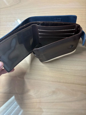 O bag men's wallet like new, blue and brown