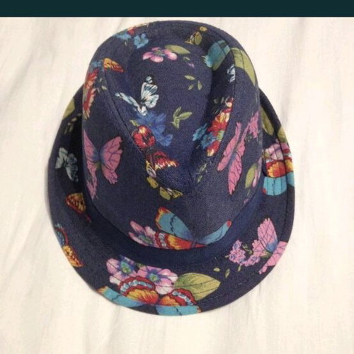 Hats new, various types, size S