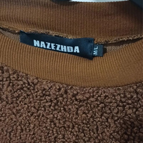 Brown hoodie sweater, size M/L
