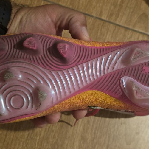 Puma Future 9 FG/AG football shoes like new, size 43, multicolor