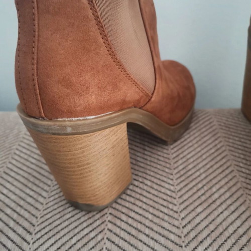 Bershka brown ankle boots used, size 38