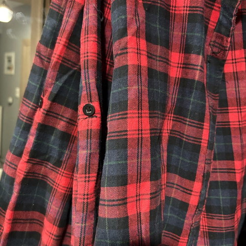 Checked women's shirt like new, size Large