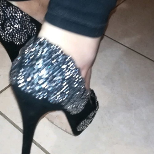 Karen Millen pumps used, size 38