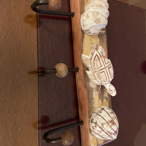 Wooden hanger new