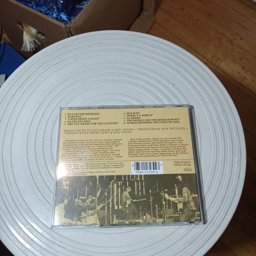Harvest Neil Young CD used, rock genre