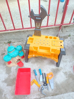 Baby Workbench used with tools and castle toy gift