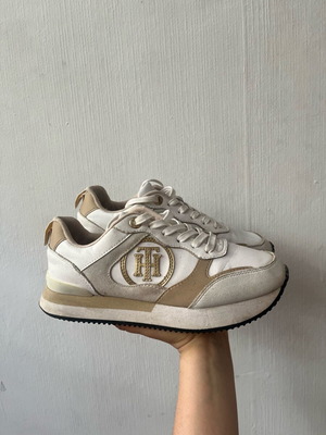 Tommy Hilfiger sneakers size 37 used, white and gold