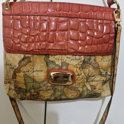 Alviero Martini 1a Classe crossbody bag like new, beige and red