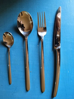 Σετ μαχαιροπίρουνα Alaska καινούργιο, 6 τεμάχια από κάθε είδος, 18/10